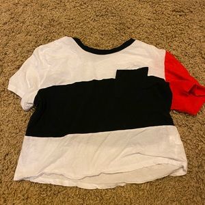 Cropped tee